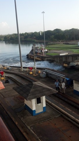 Panama Canal0028.jpg
